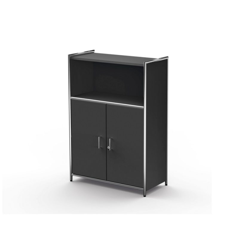 highboard-mit-tueren-2