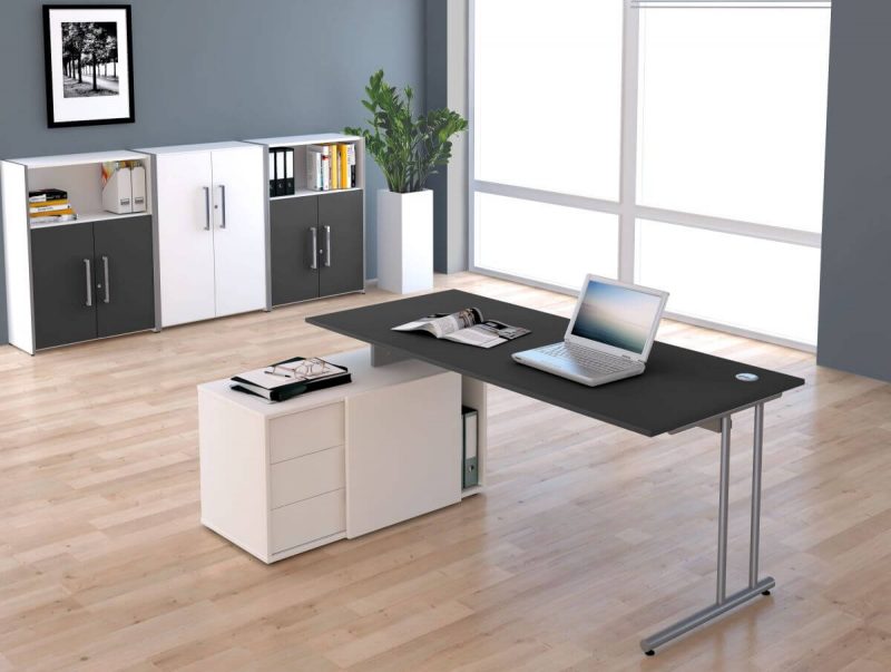 Schreibtisch-mit-Sideboard-start-up_AT