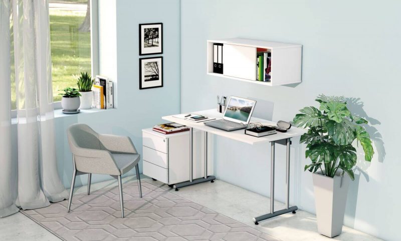 Home-Office-Schreibtisch-weiss