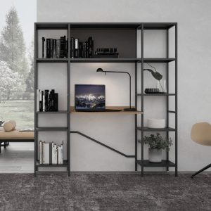 regalwand-mit-integrierter-schreibplatte