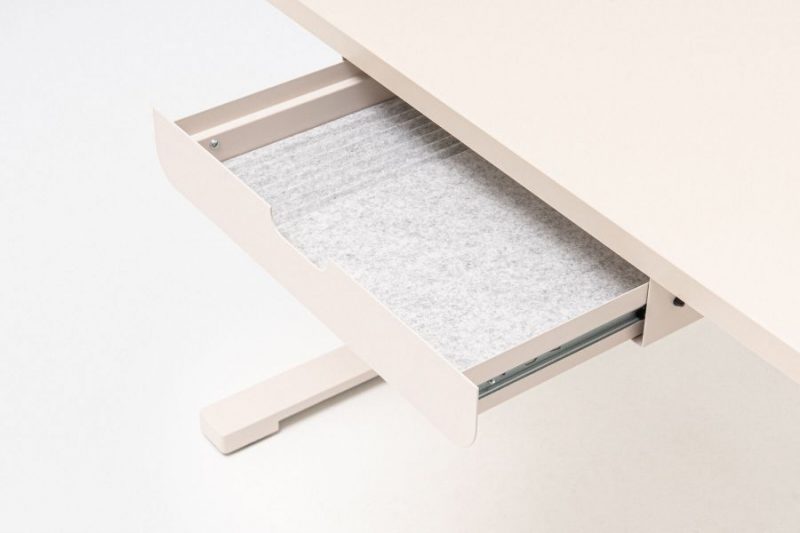 detailbild-unterbauschublade-geoeffnet-weiss-halbmatt